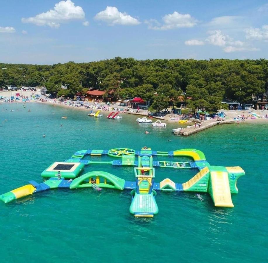 Mobile Homes MaLu Biograd Na Moru Extérieur photo