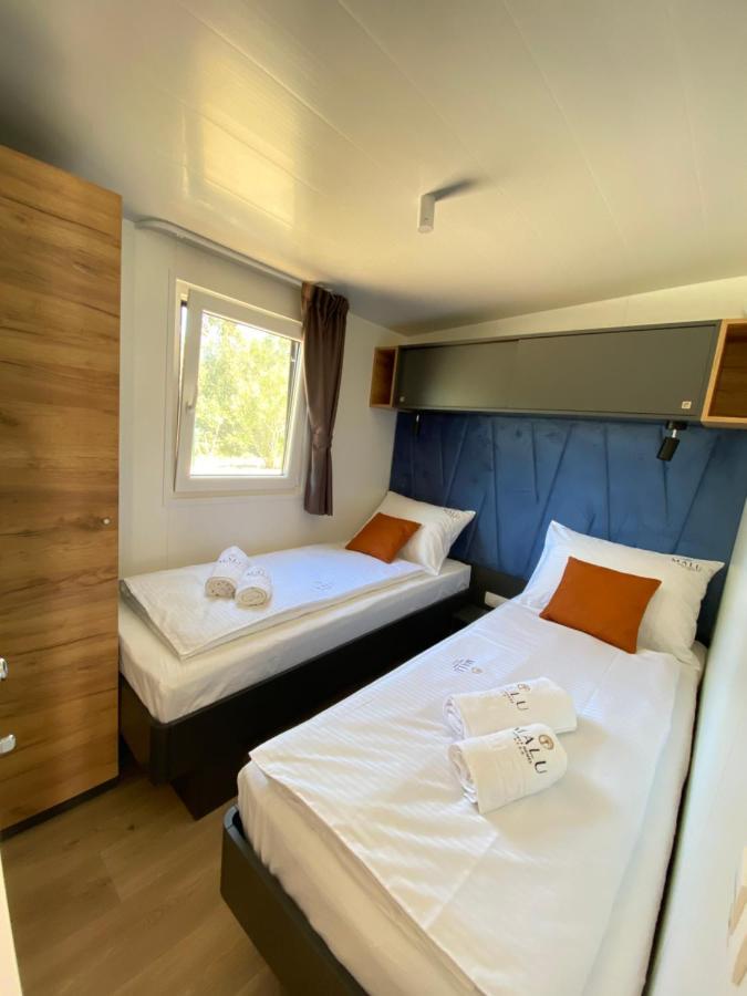 Mobile Homes MaLu Biograd Na Moru Extérieur photo